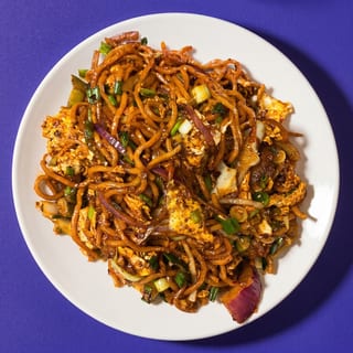 Egg Hakka Noodles