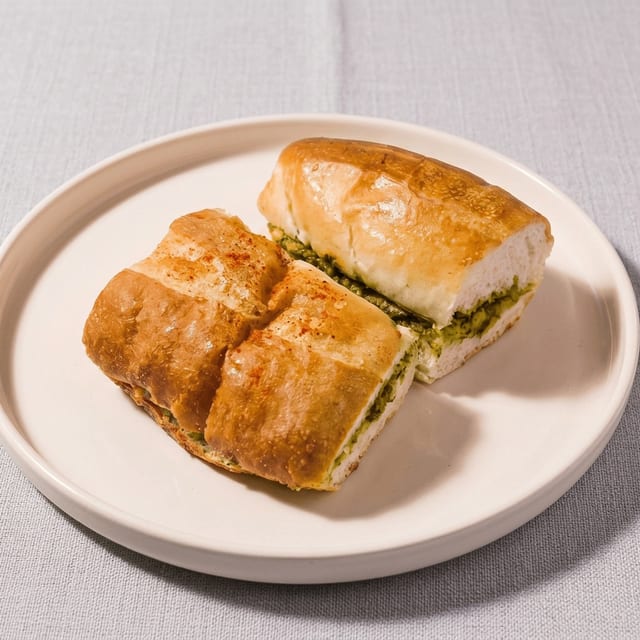 Vada Pav.
